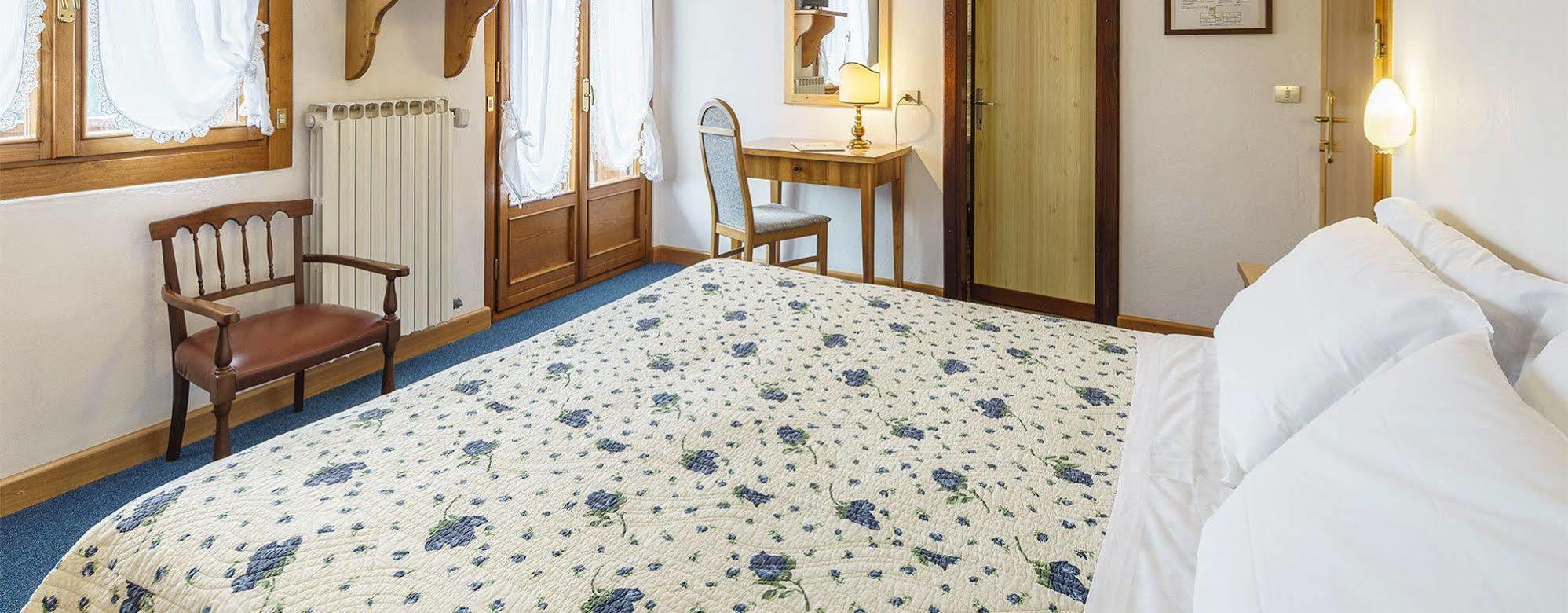 Hotel Roma San Vito di Cadore Exteriér fotografie