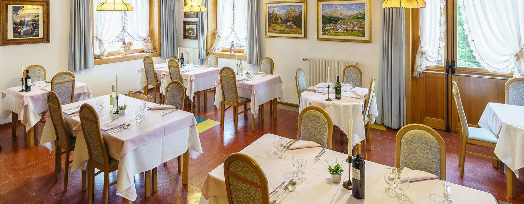 Hotel Roma San Vito di Cadore Exteriér fotografie